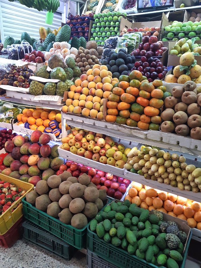 frutas en plaza de mercado